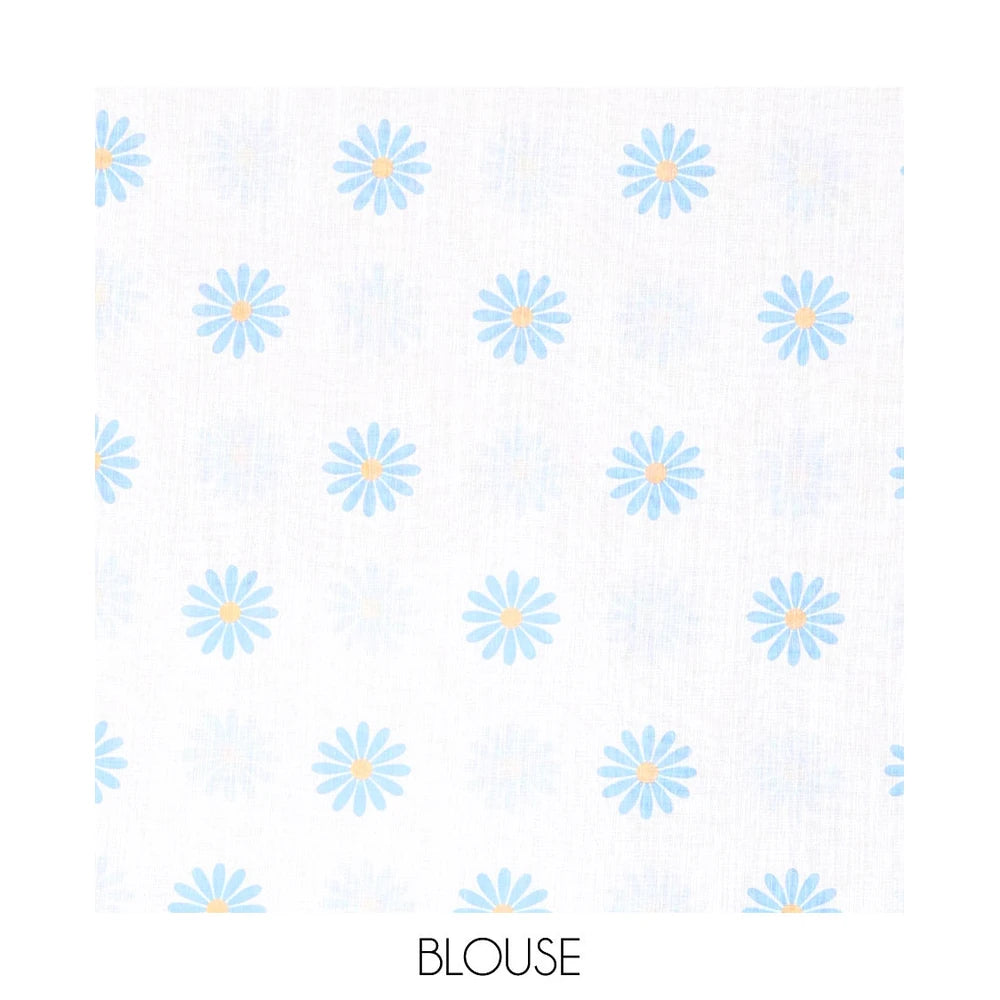 Pothys Borderless Blue Linen Saree Beautified with Big Daisy Flower Motifs Printed All Over the Body and Pallu, Complemented by a Contrast Blouse Printed with Daisy Flower Motifs