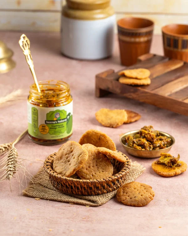 Neenus Natural Ajwain Mathri