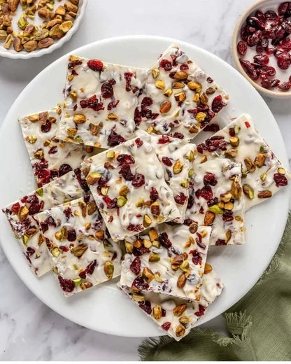Neenus Natural Pista & Fruit White Chocolate Bark