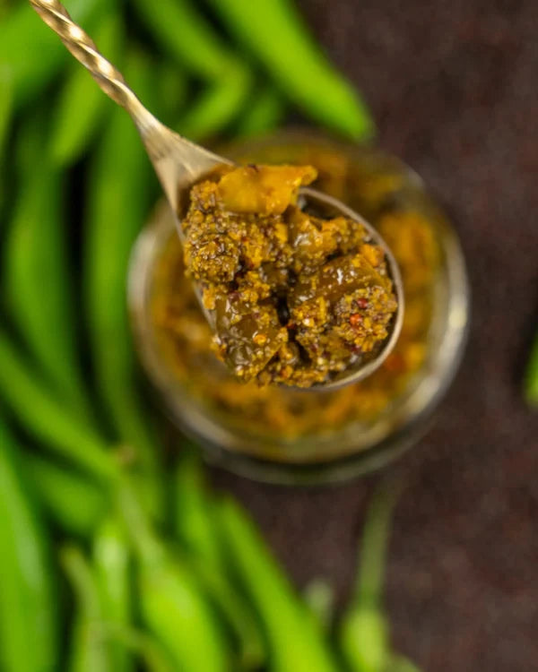 Neenus Natural Green Chilli Mustard Pickle
