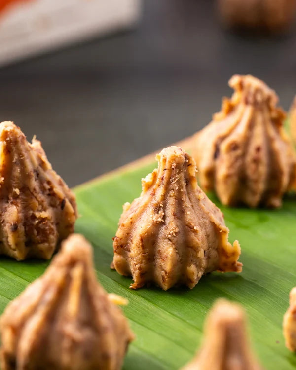 Neenus Natural Rose Mawa Modak