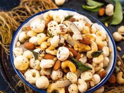 Neenus Natural Makhana Dry fruit namkeen (Fasting)