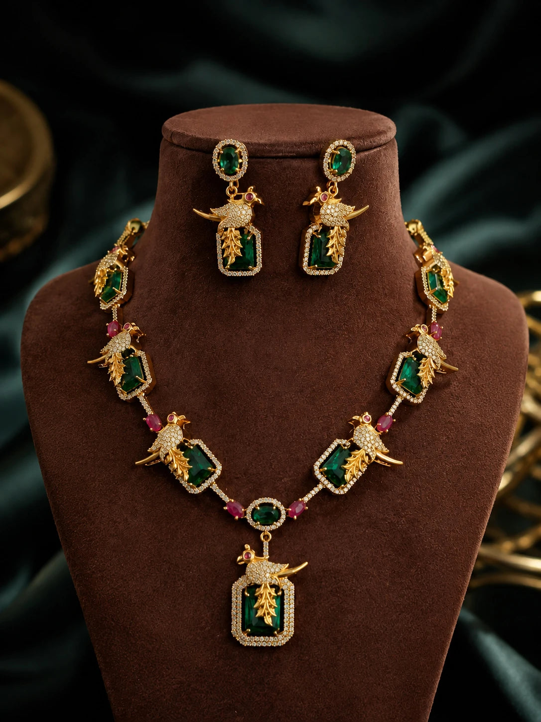 Elegents' Rama Blue Parrot Necklace Set