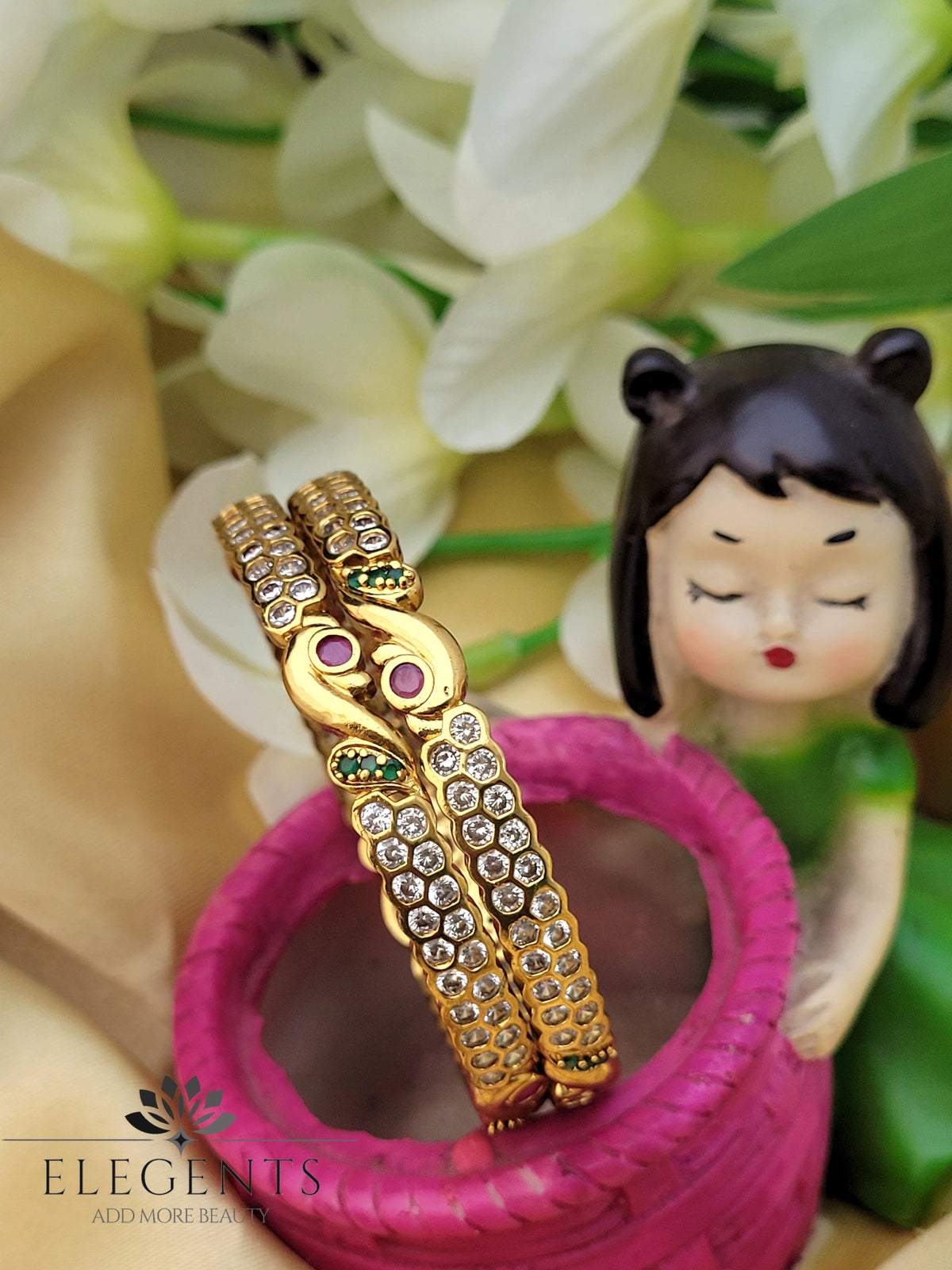 Elegents' Vintage Peacock Stone Bangle Set