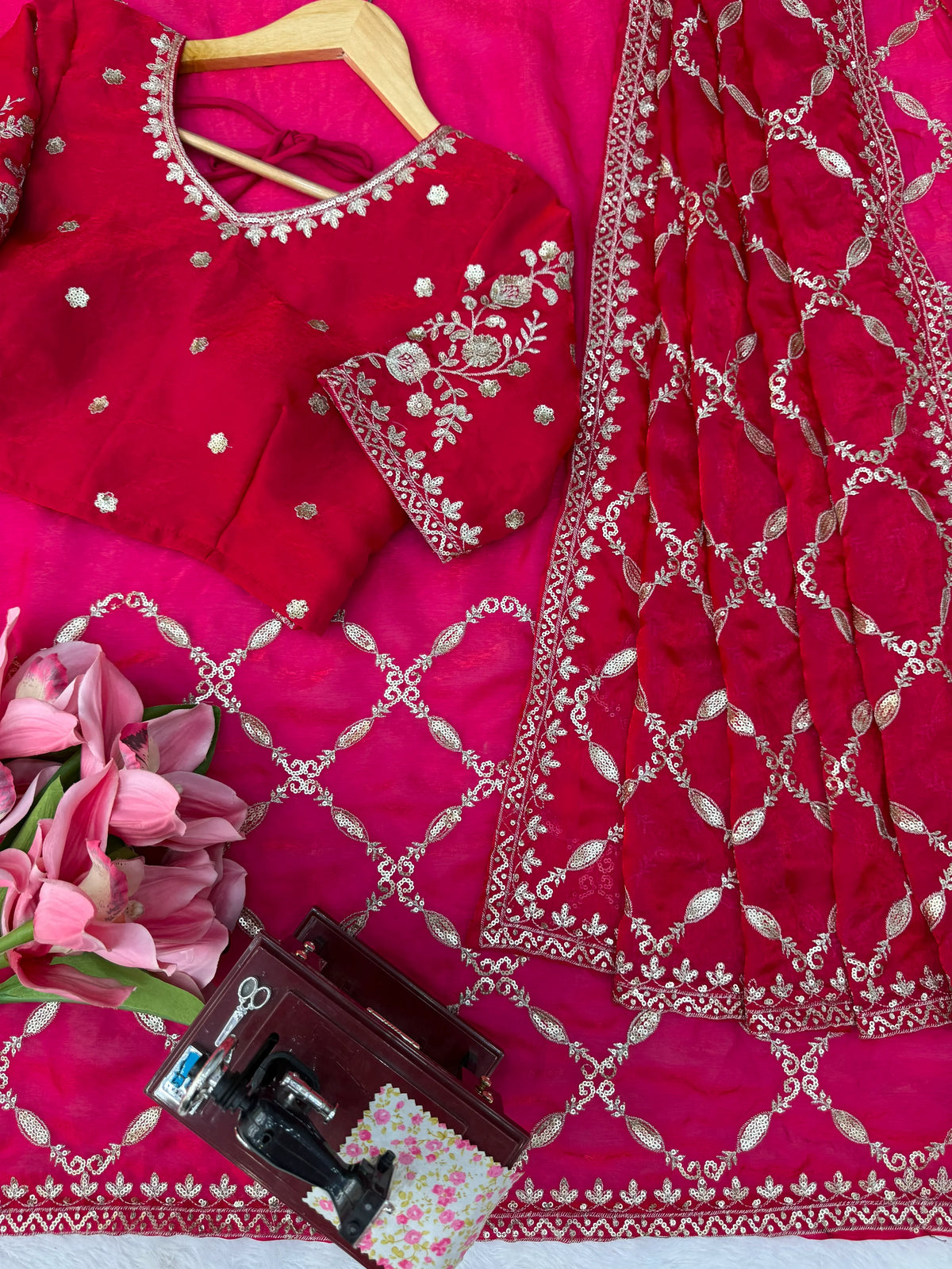 Vastra Creation's Designer Fendy Silk Saree – Elegance Redefined