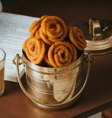 VS Thattukadai Manaparai Murukku