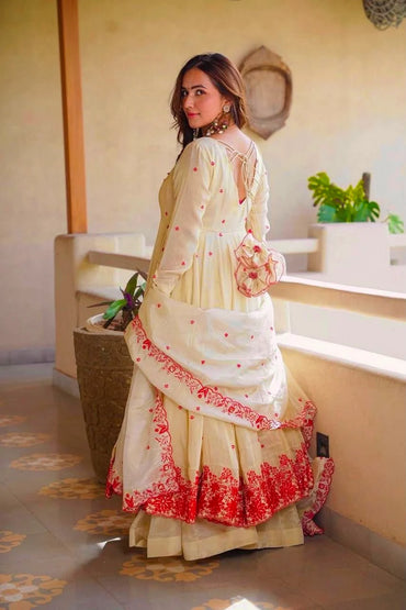 Vastra Creation's New Designer Anarkali Suit – Fancy Style Collection