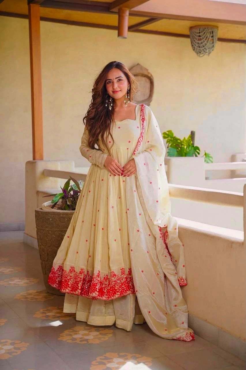 Vastra Creation's New Designer Anarkali Suit – Fancy Style Collection