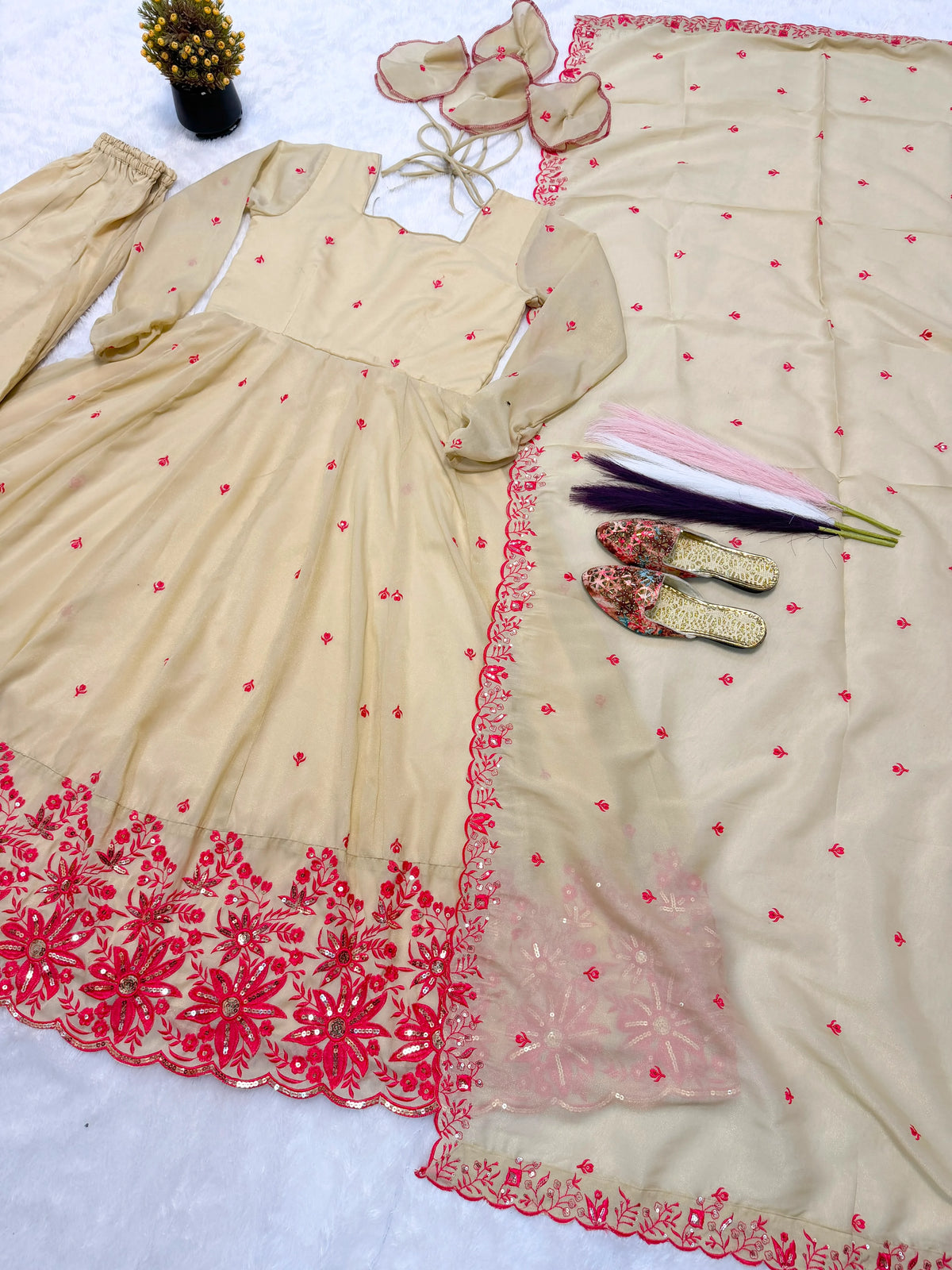Vastra Creation's New Designer Anarkali Suit – Fancy Style Collection