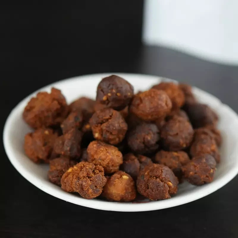 Pulikachal's Vella Seedai