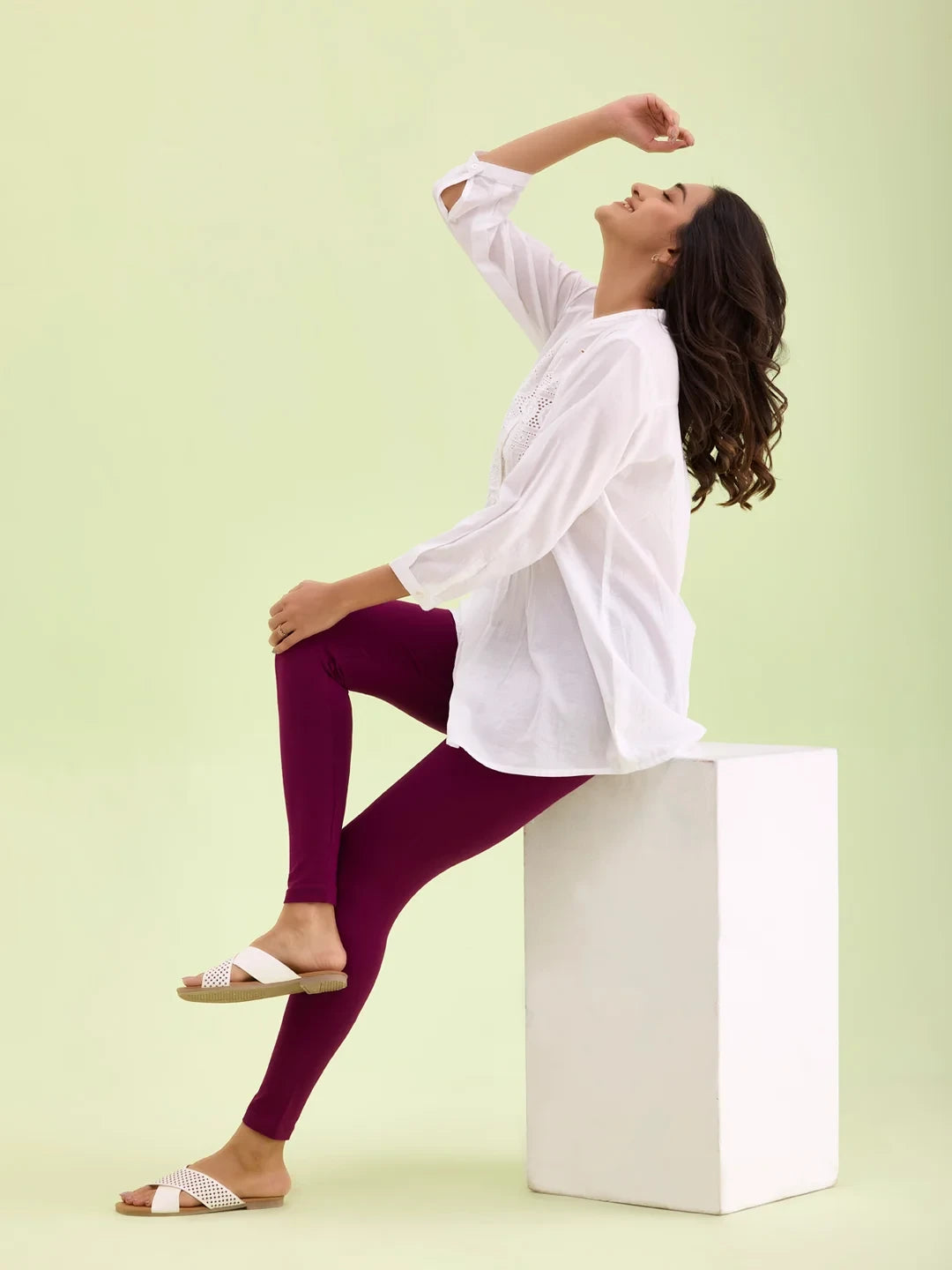 Go Colors Plum Cotton Stretch Ankle Length Leggings