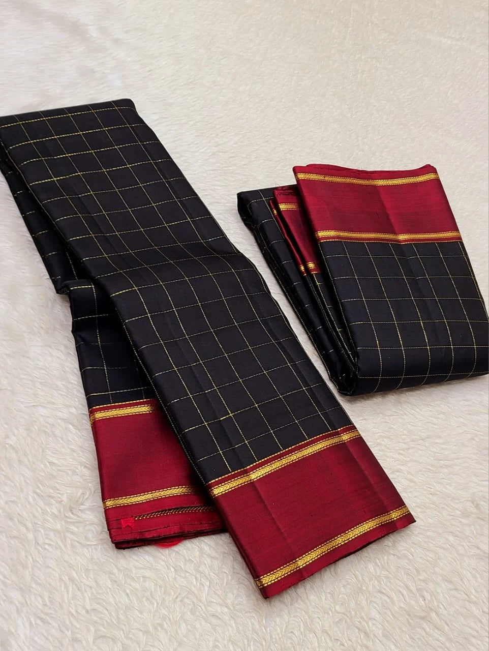 Pure Kanchipuram Handwoven Premium Korvai Pattern Silk Saree - Black