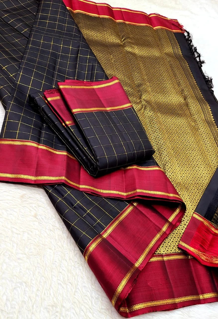 Pure Kanchipuram Handwoven Premium Korvai Pattern Silk Saree - Black