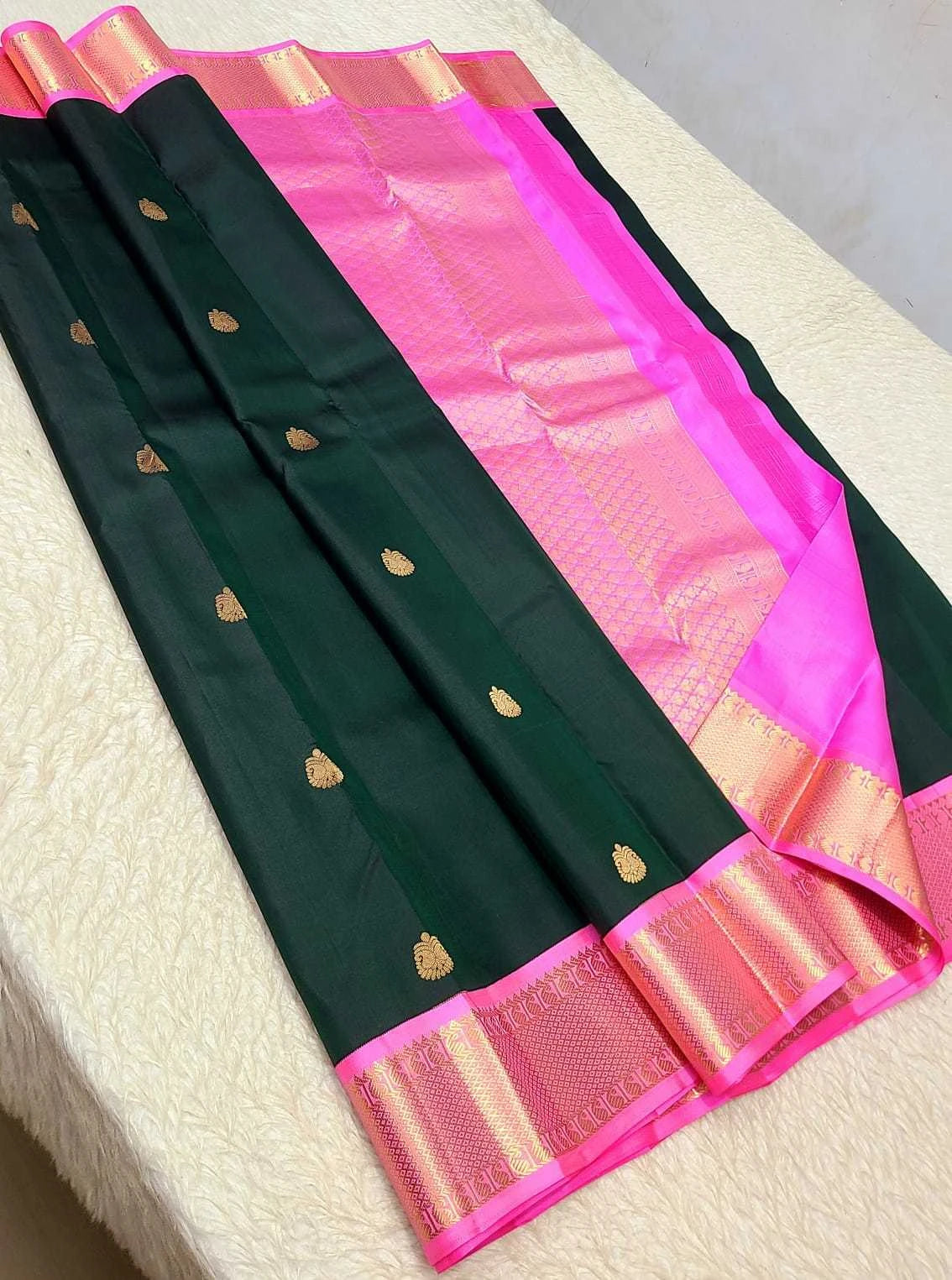 Pure Kanchipuram Handwoven Korvai Bridal Silk Saree – Bottle Green