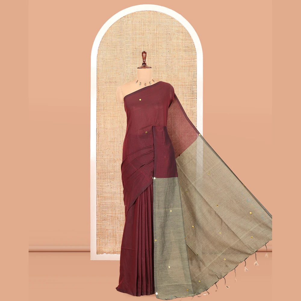 Pothys Borderless Maroon Khadi Cotton Saree, Gleamed up with Sequins Work, Complemented by a Contrast Sequins Work Pallu, and No Blouse