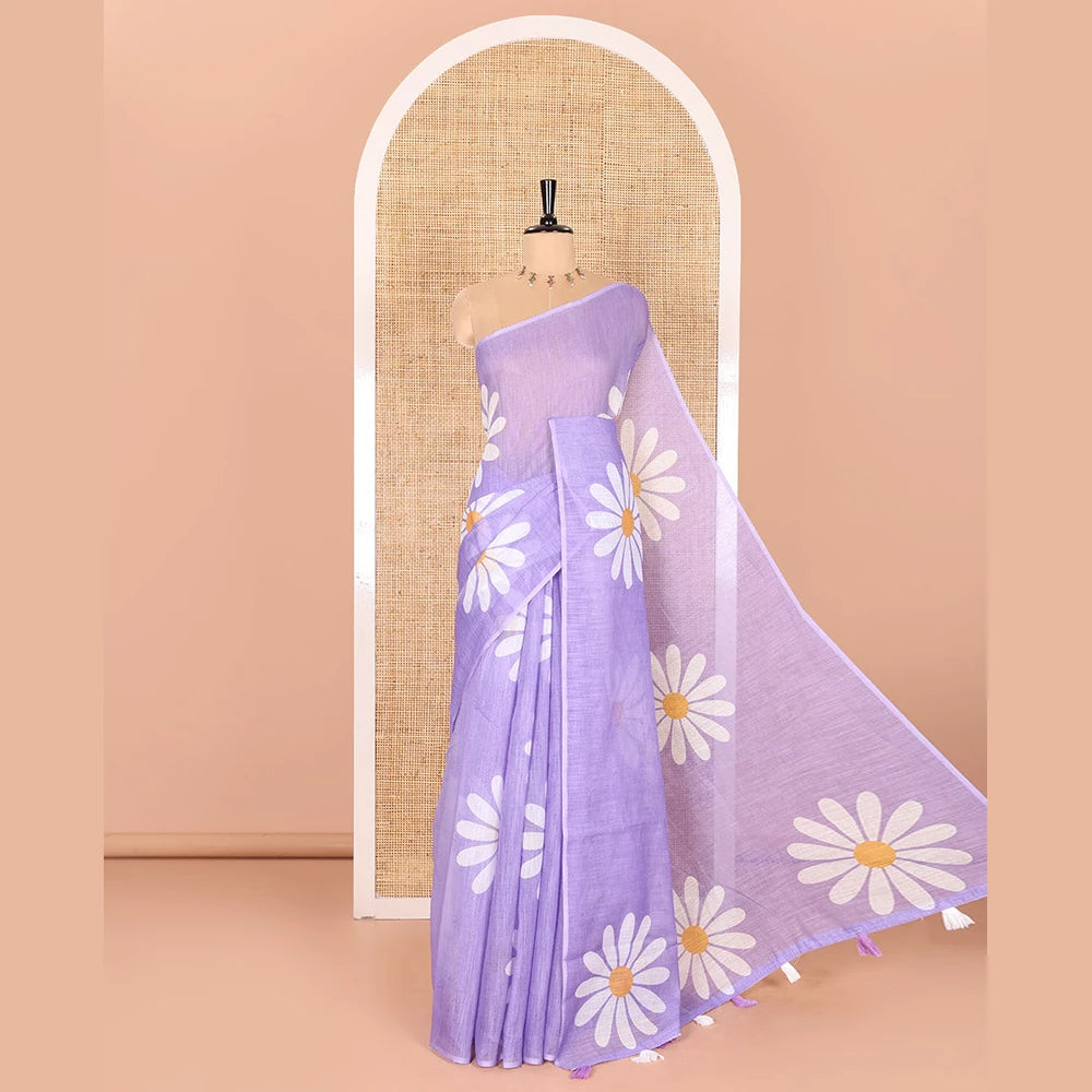 Pothys Borderless Lavender Linen Saree Beautified with Big Daisy Flower Motifs Printed All Over the Body and Pallu, Complemented by a Contrast Blouse Printed with Daisy Flower Motifs