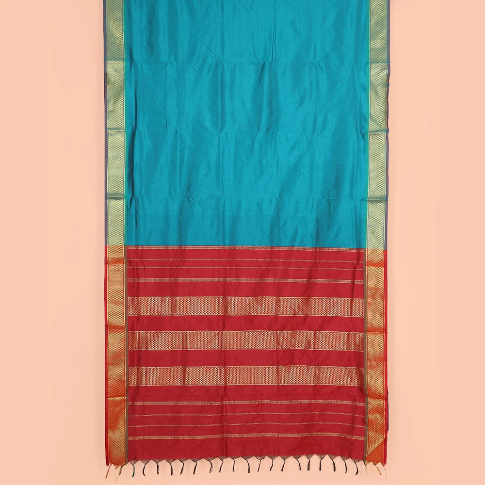 Pothys Blue Plain Ten-Yard Art Silk Saree, Complemented by a Contrast Traditional Ara Maadam Border, and Pallu Steeped with Zari Designs,