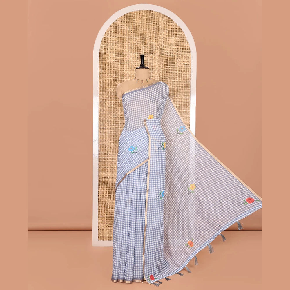 Pothys Grey Linen Cotton Saree, Beautiful Decked Up with Checks and Floral Motifs Printed All Over Its Body, Subtle Piping Border, Pallu Mirrors the Same Design, and Paired with a Printed Blouse