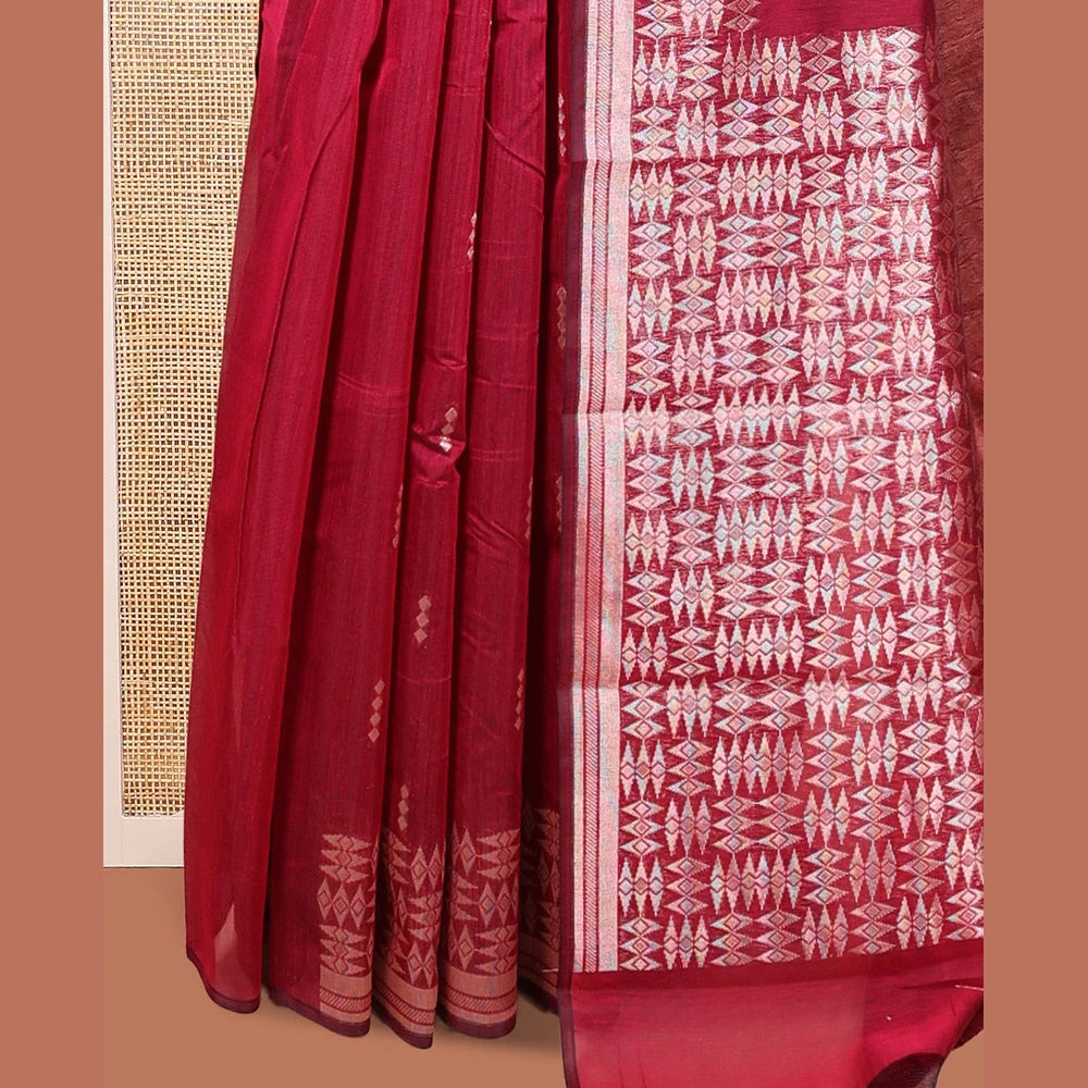 Pothys Red Semi-Silk Cotton Saree, Accentuated with Buttas All Over Its Body, Highlighted by a Zari Border of Geometric Designs, Pallu of Geometric Designs, and Paired with a Matching Blouse