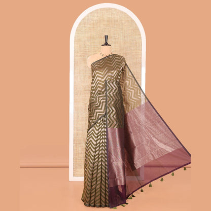 Pothys Borderless Green Chanderi Cotton Saree, Enriched with Chevron Zari Stripes on Its Body, Complemented by Contrast Intricate Jaal Pallu, and Paired with Contrast Blouse