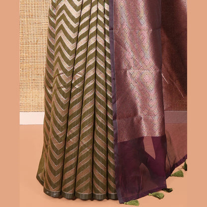 Pothys Borderless Green Chanderi Cotton Saree, Enriched with Chevron Zari Stripes on Its Body, Complemented by Contrast Intricate Jaal Pallu, and Paired with Contrast Blouse
