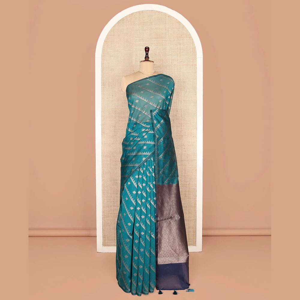 Pothys Borderless Green Chanderi Cotton Saree, Adorned with Zari Buttas and Temple Stripes on Its Body, Complemented by Contrast Pallu of Jaal Designs, and Paired with a Contrast Jacquard Blouse