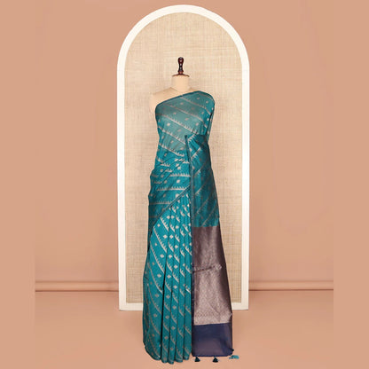 Pothys Borderless Green Chanderi Cotton Saree, Adorned with Zari Buttas and Temple Stripes on Its Body, Complemented by Contrast Pallu of Jaal Designs, and Paired with a Contrast Jacquard Blouse