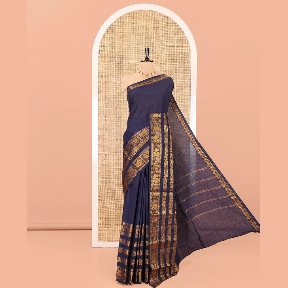 Pothys Navy Blue Blue Plain Sungudi Cotton Saree, Highlighted by Traditional Zari Border of Peacock and Floral Creeper Designs, Subtly Striped Pallu, and Paired with a Contrast Blouse