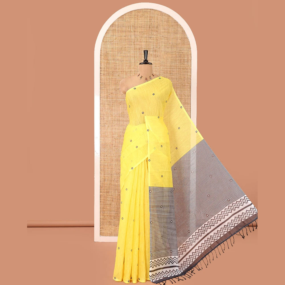 Pothys Borderless Yellow Linen Cotton Saree, Adorned with Polka Dot Print, Complemented by Contrast Geometric Printed Pallu and Paired with a Contrast Blouse