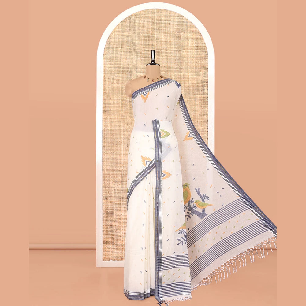 Pothys Cream Khadi Mul Cotton Saree Features Buttas, Contrast Temple Border, Jhamdani Floral-Bird Woven Pallu, and a Matching Blouse