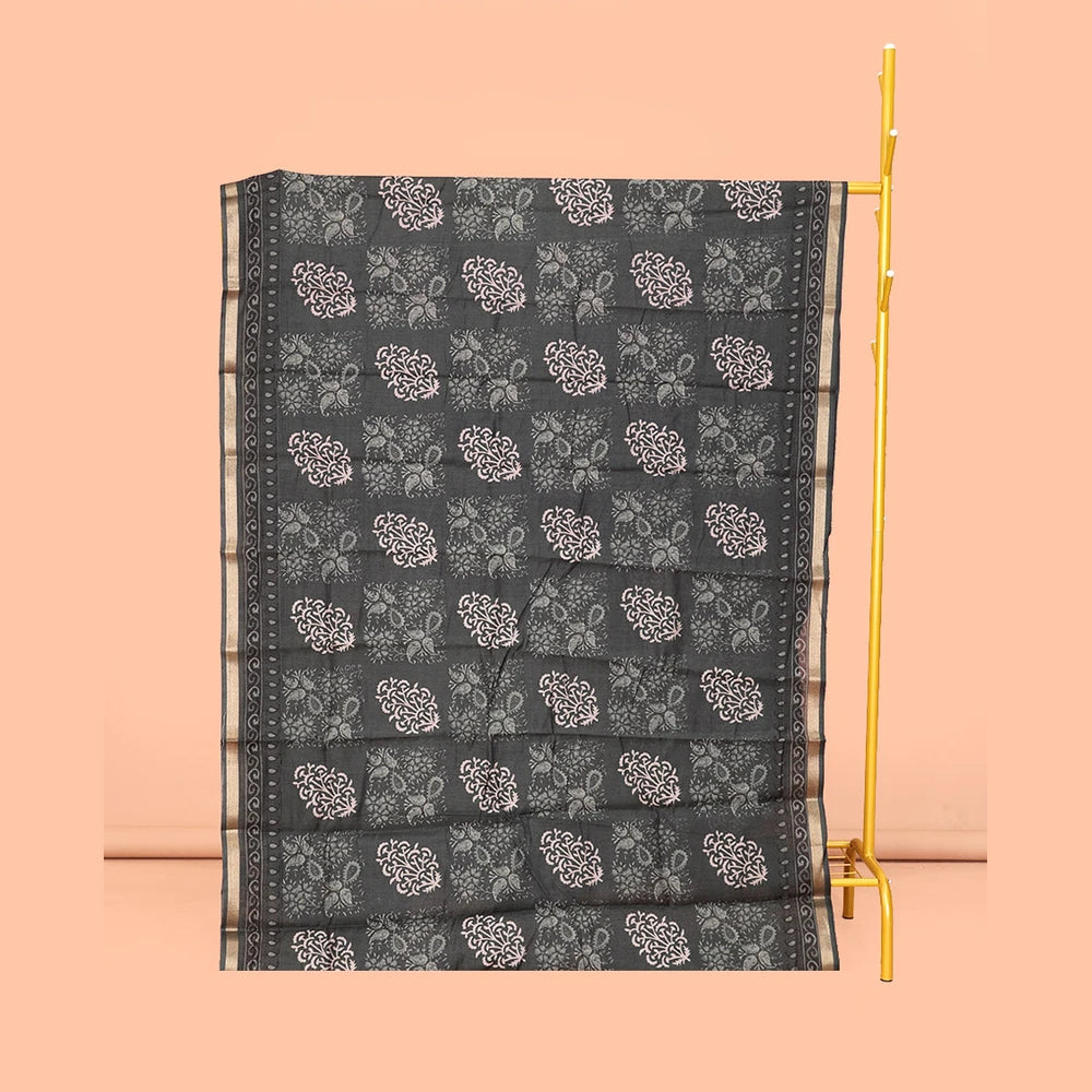 Pothys Grey Mul Mul Cotton Saree, Enthralled with a Floral-Paisley Print, a Subtle Border, a Geometric-Printed Pallu, and a Matching Blouse