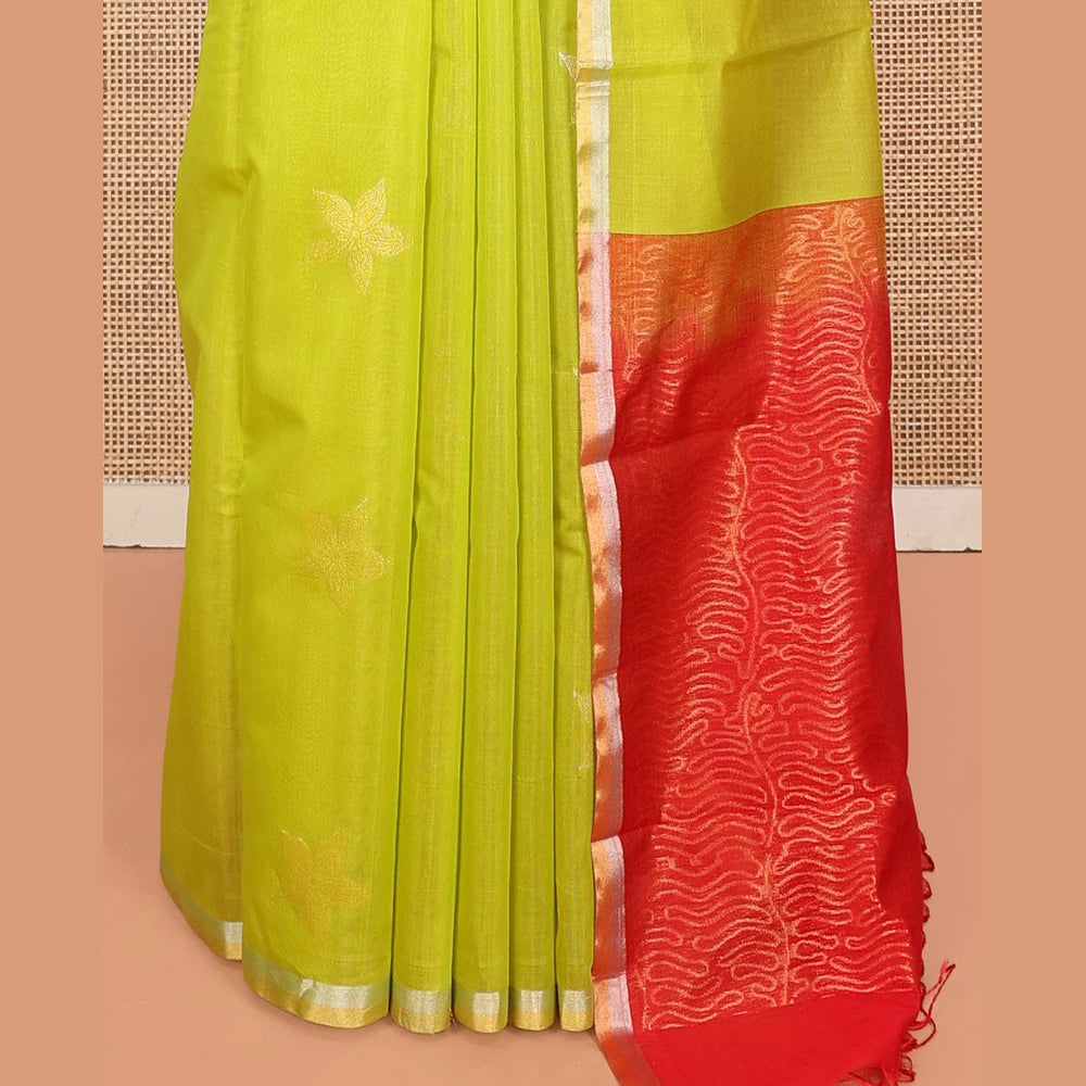 Pothys Leaf Green Silk Cotton Saree, Gleamed Up with Floral Buttas, a Subtle Piping Border, Contrast Pallu of Intricate Designs, and a Contrast Blouse