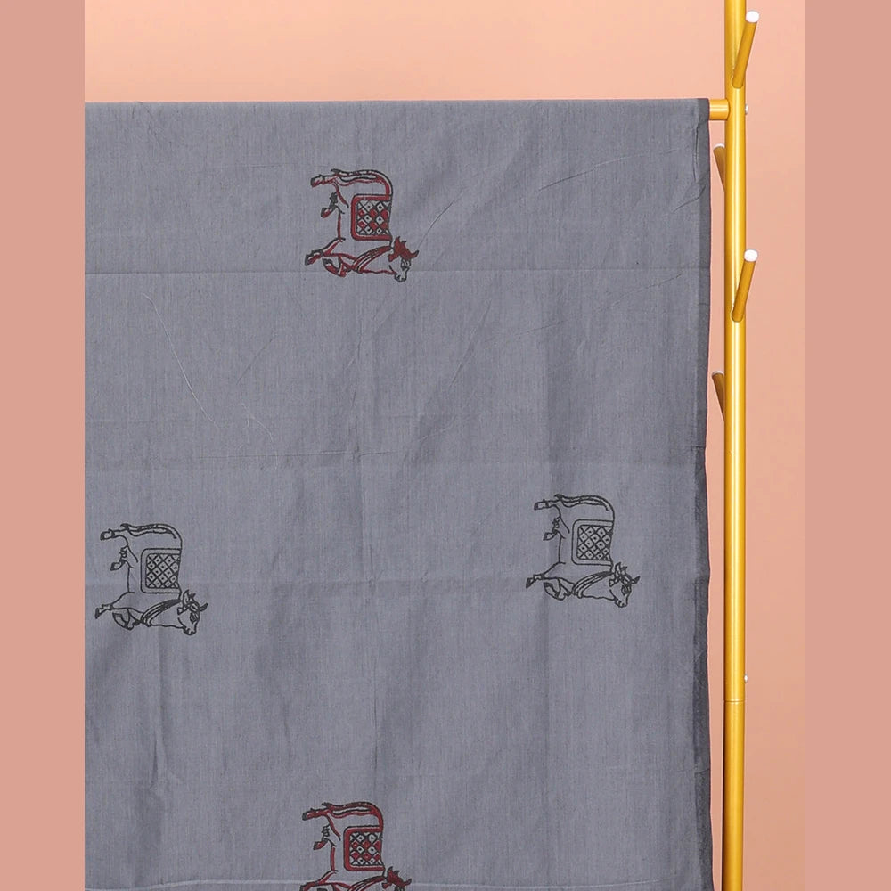 Pothys Grey Poly Cotton Saree, Adorned with Pichwai Cow and Floral Print, a Self-Pallu, and a Contrast Warli Print Blouse