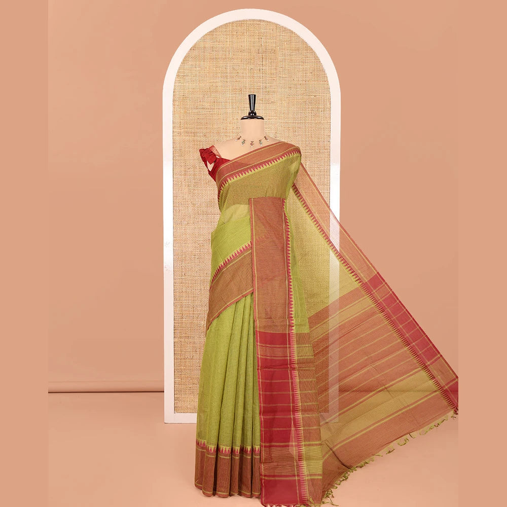 Pothys Green Kota Chex Saree with Sparse Checks, Complemented by a Contrast Temple Border, Striped Pallu, and a Contrast Blouse
