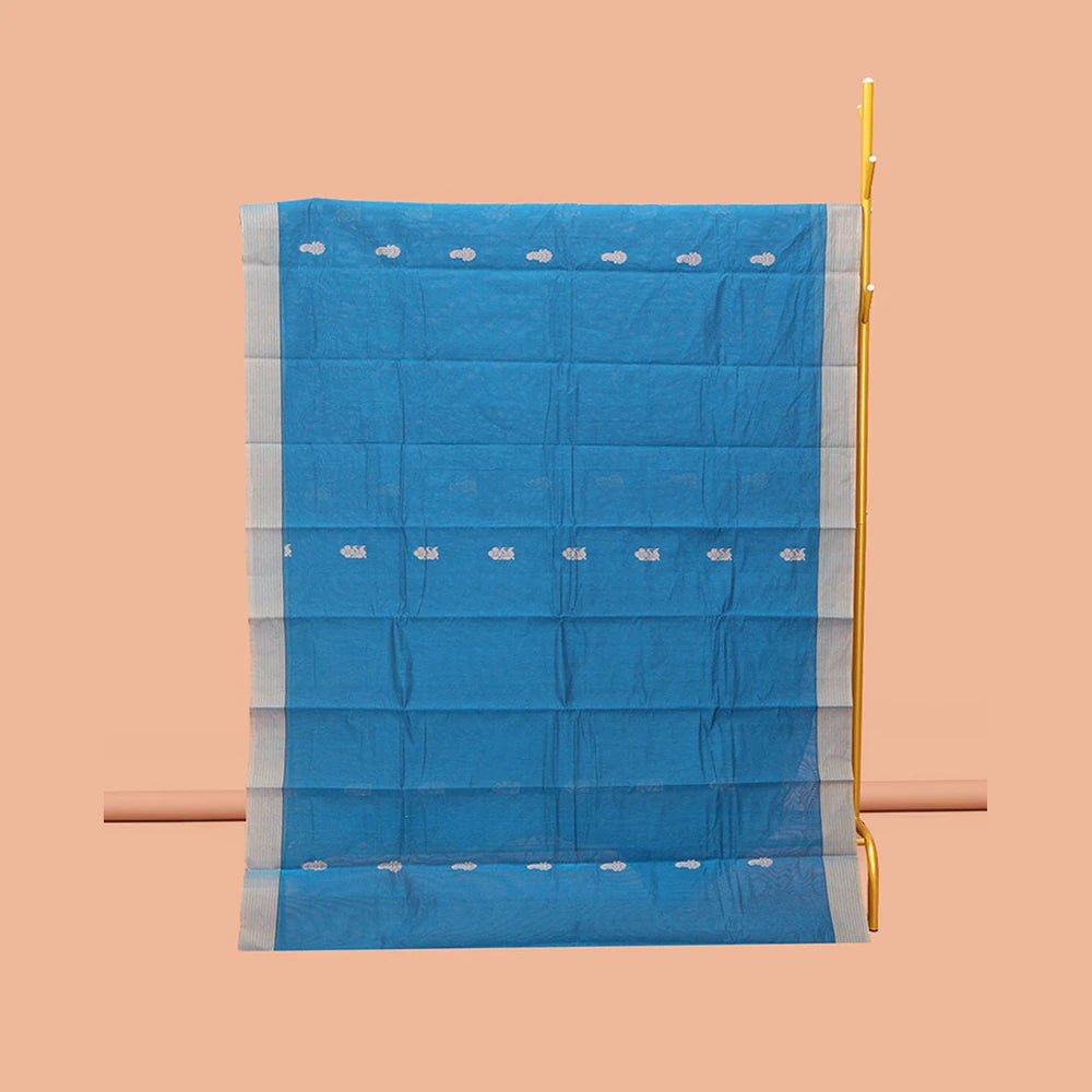 Pothys Blue Kanchi Cotton Saree, Delicately Woven with Buttas, Complemented by a Contrast Border, Paisley Pallu, and a Matching Blouse
