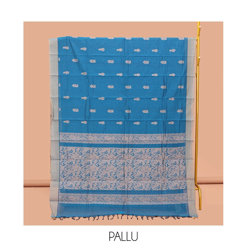 Pothys Blue Kanchi Cotton Saree, Delicately Woven with Buttas, Complemented by a Contrast Border, Paisley Pallu, and a Matching Blouse