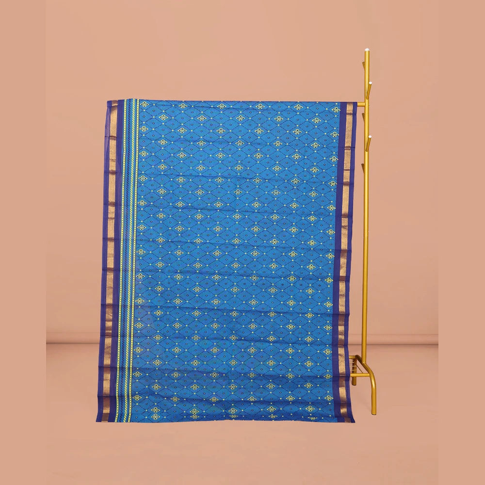 Pothys Blue Chirala Cotton Saree, Accentuated with an Argyle Design, a Contrast Zari Border, Contrast Peacock Pallu, and a Contrast Blouse