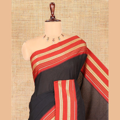 Pothys Black-Red Plain Mercerised Cotton Saree, Contrast Traditional Thread Temple Border, Striped Pallu, and a Matching Blouse