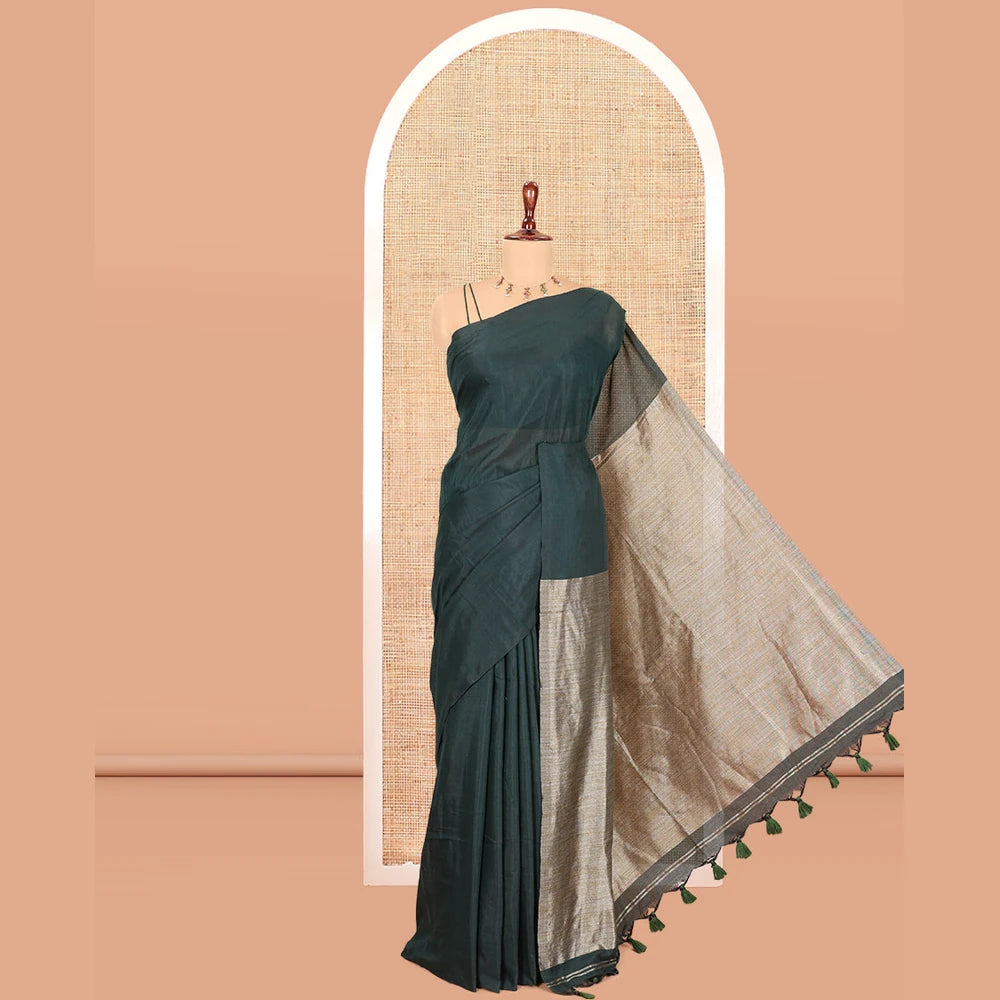 Pothys Borderless Green Plain Khadi Cotton Saree, Jute Pallu, and No Blouse