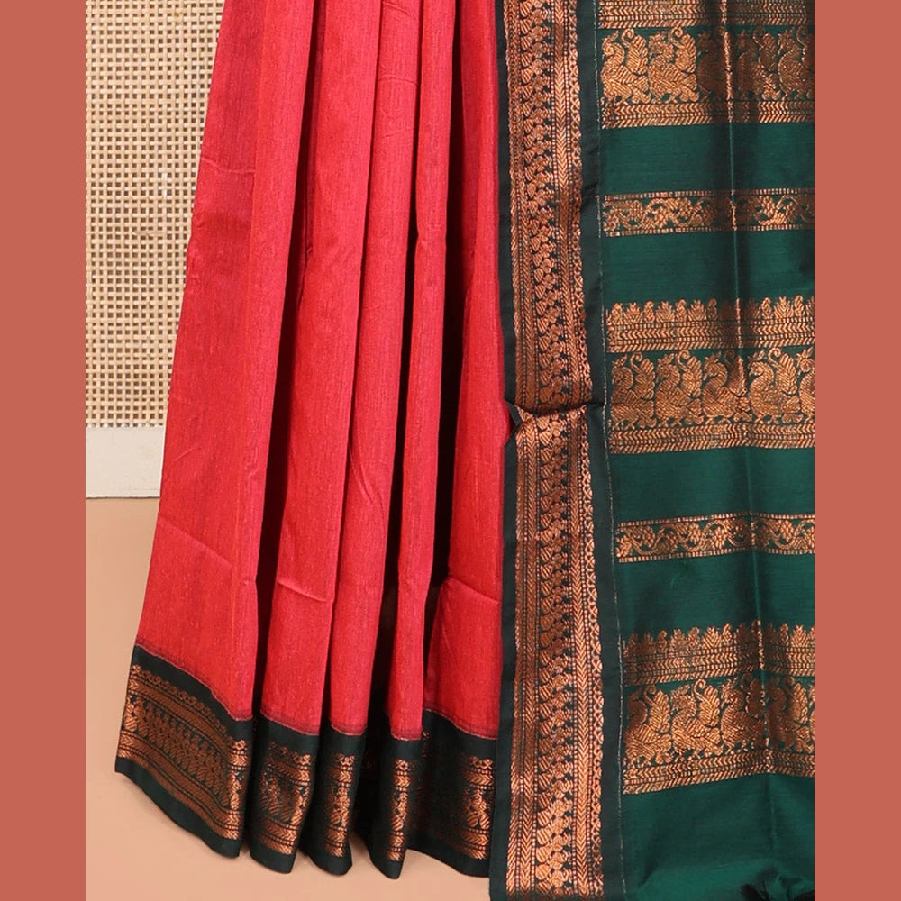 Pothys Pink Kalyani Cotton Saree, Woven with Thread Buttas, Complemented by a Contrast Traditional Border, Traditional Pallu, and a Contrast Blouse
