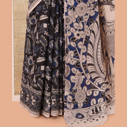 Pothys Black Kalamkari Cotton Saree, Elevated with Animal and Floral Motif Print, Complemented By Printed Border, Kalamkari Peacock Motifs Pallu, and a Matching Blouse