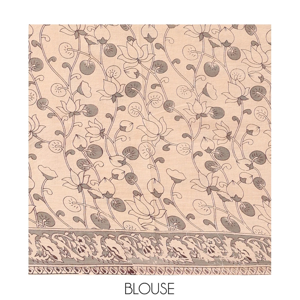 Pothys Grey Kalamkari Cotton Saree, Decked Up with Floral Vine Print, Complemented By Printed Border, Pallu of Kalamkari Ancient Human Motifs, and a Contrast Blouse