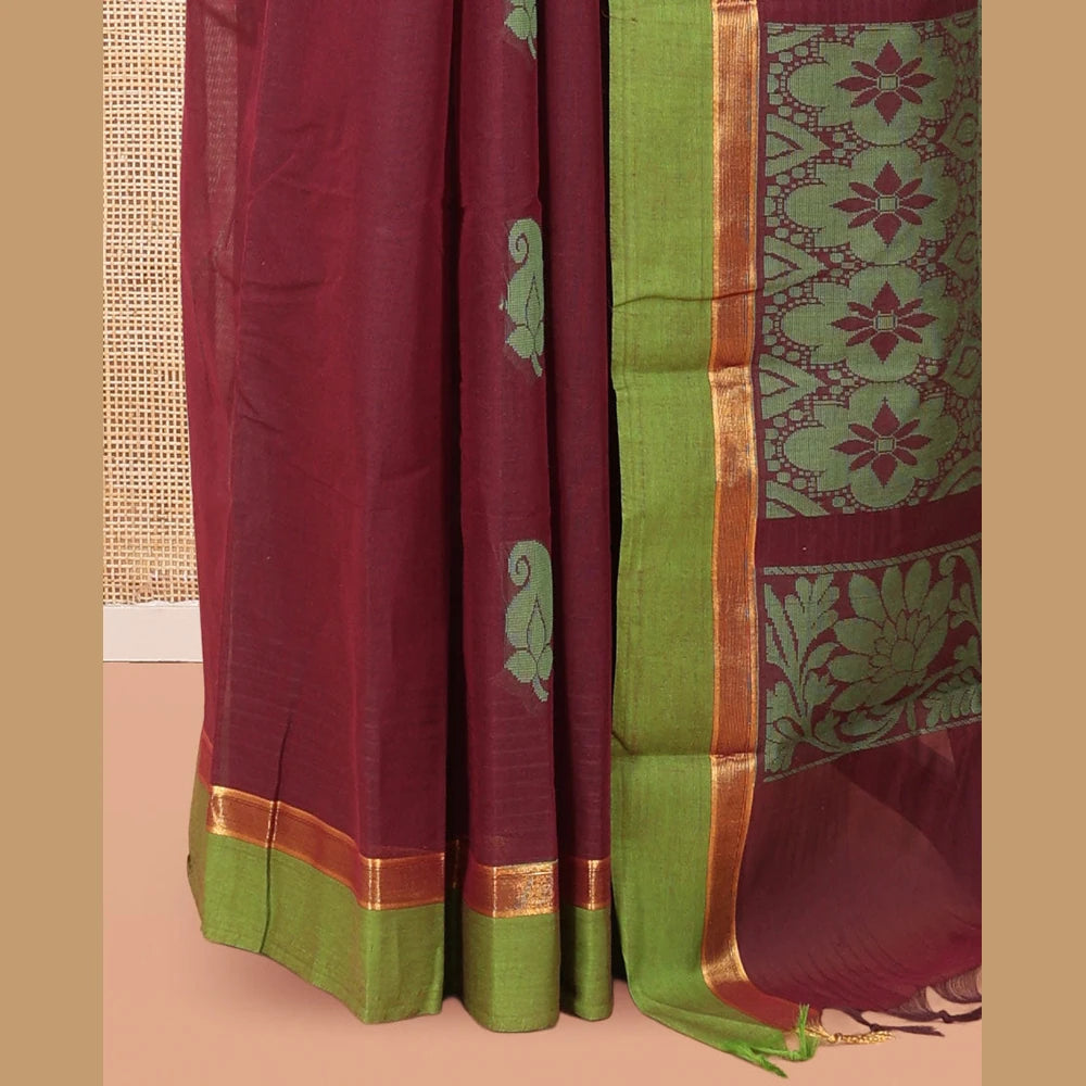 Pothys Brown Kanchi Cotton Saree, Woven with Thread Buttas, a Contrast Border, Intricate Pallu, and a Matching Blouse