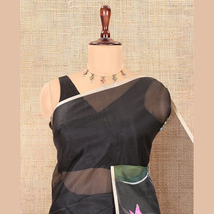 Pothys Black Kota Chex Saree, Adorned with Tree and Bird Print, a Piping Border, Pallu of Tree Motifs, and a Matching Blouse