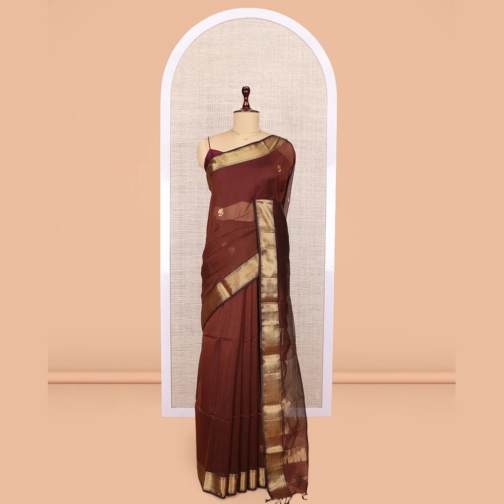 Pothys Brown Maheshwari Cotton Saree, Accentuated with Buttas, Highlighted by a Traditional Zari Border, Zari Gleamed Up Pallu, and a Matching Blouse