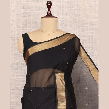 Pothys Black Maheshwari Cotton Saree, Accentuated with Buttas, Highlighted by a Traditional Zari Border, Pallu Gleamed Up with Zari Buttas, and a Matching Blouse
