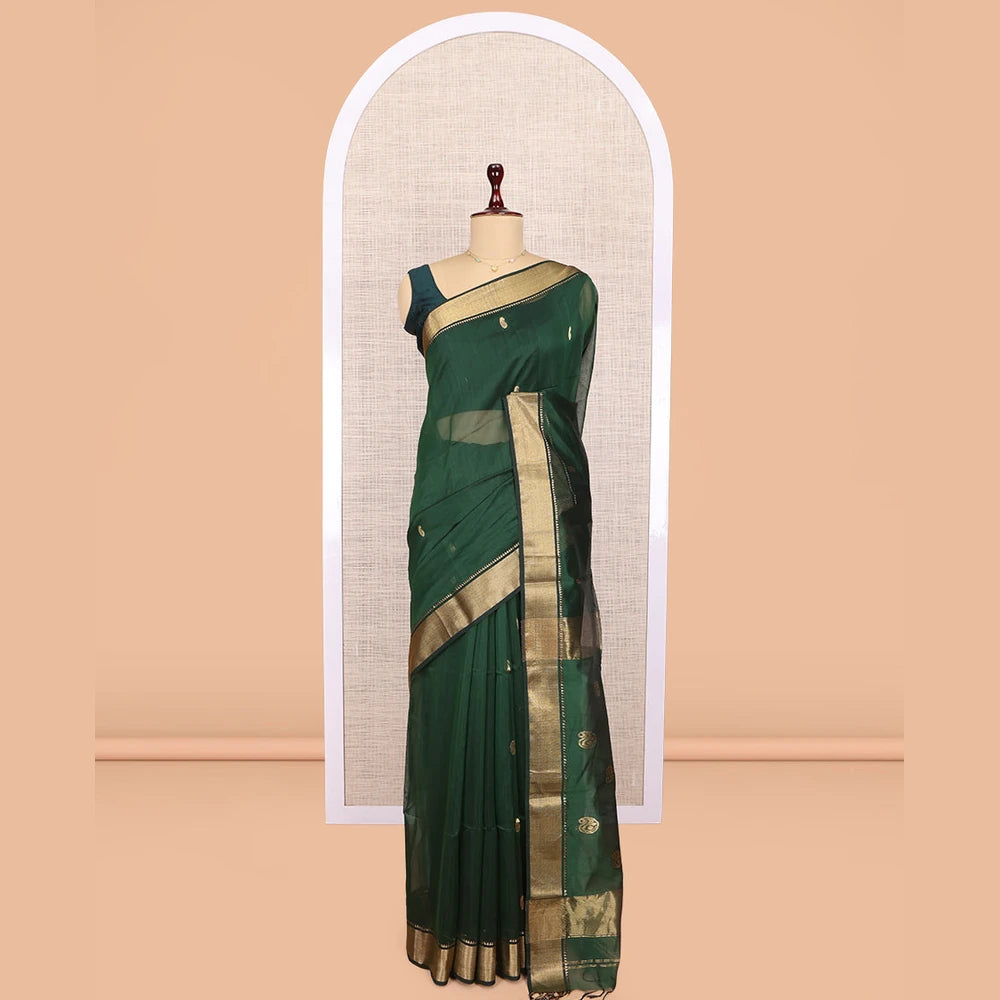 Pothys Green Maheshwari Cotton Saree, Elevated with Buttas, Highlighted by a Traditional Zari Border, Pallu of Paisleys, and a Matching Blouse