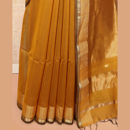 Pothys Mustard Maheshwari Cotton Saree, Adorned with Buttas, a Traditional Zari Border, Gleaming Zari Pallu, and a Matching Blouse