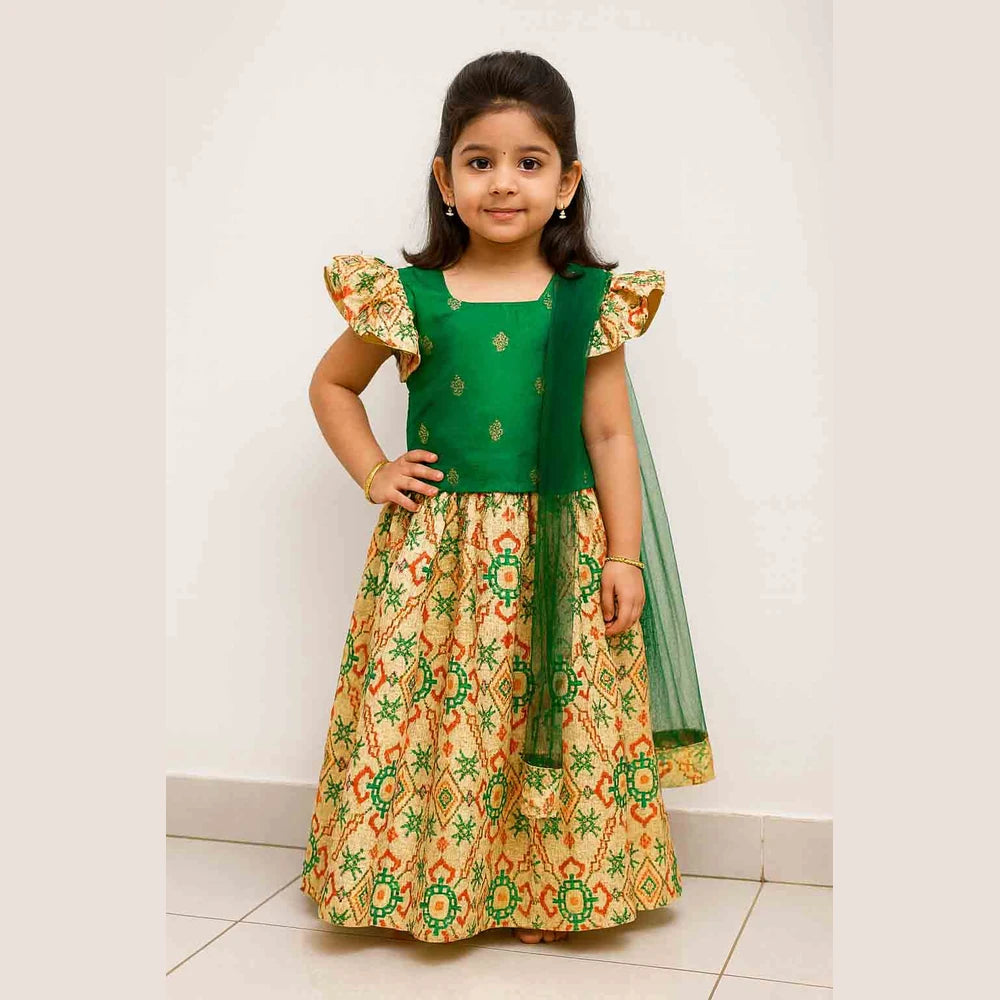 Kids Trending Green Halfwhite Lehenga Choli LC250
