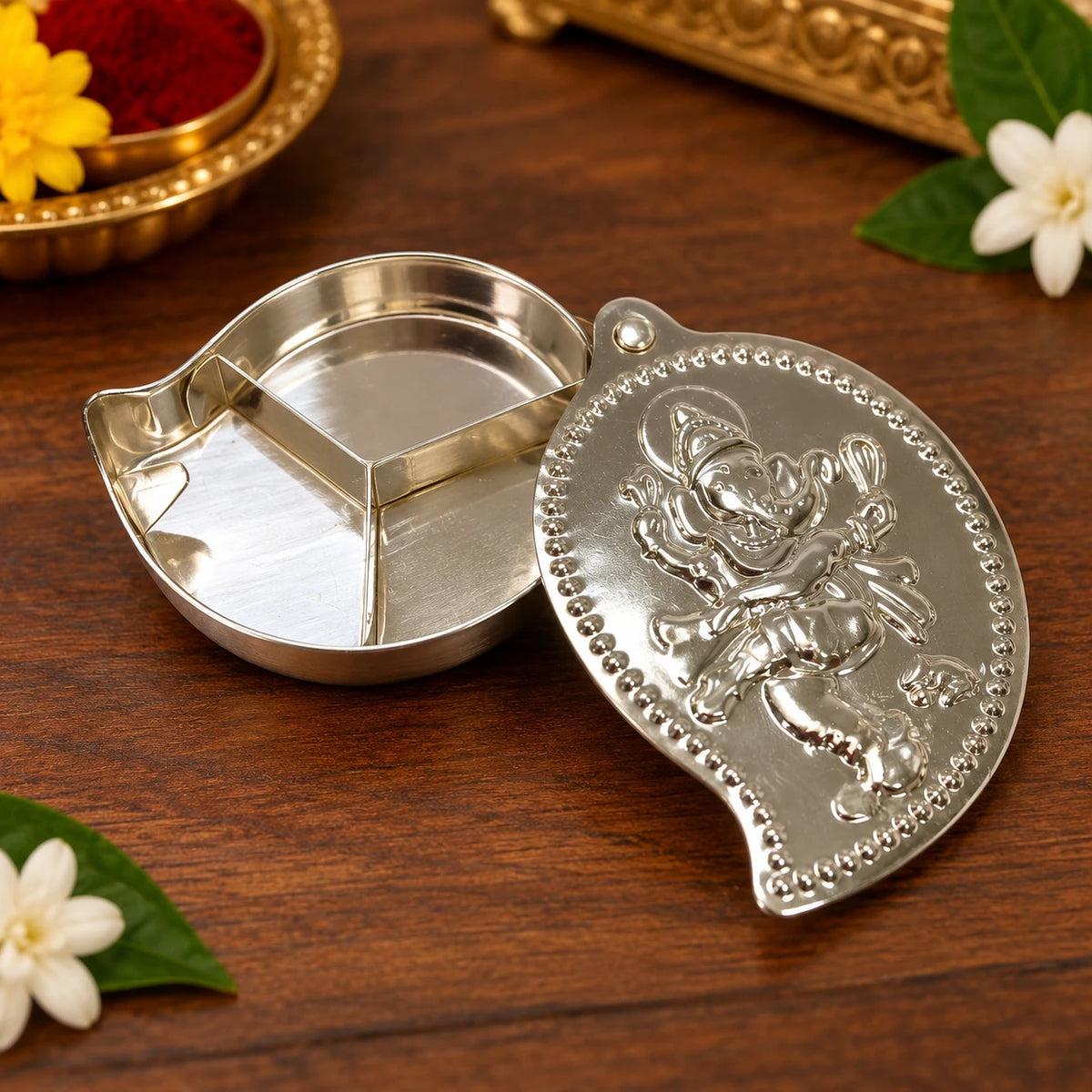 German Silver Kumkum Box – Ganesha & Floral Design